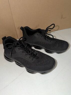 Women’s Black Athletic Running Sneakers - Breathable Knit Trainer